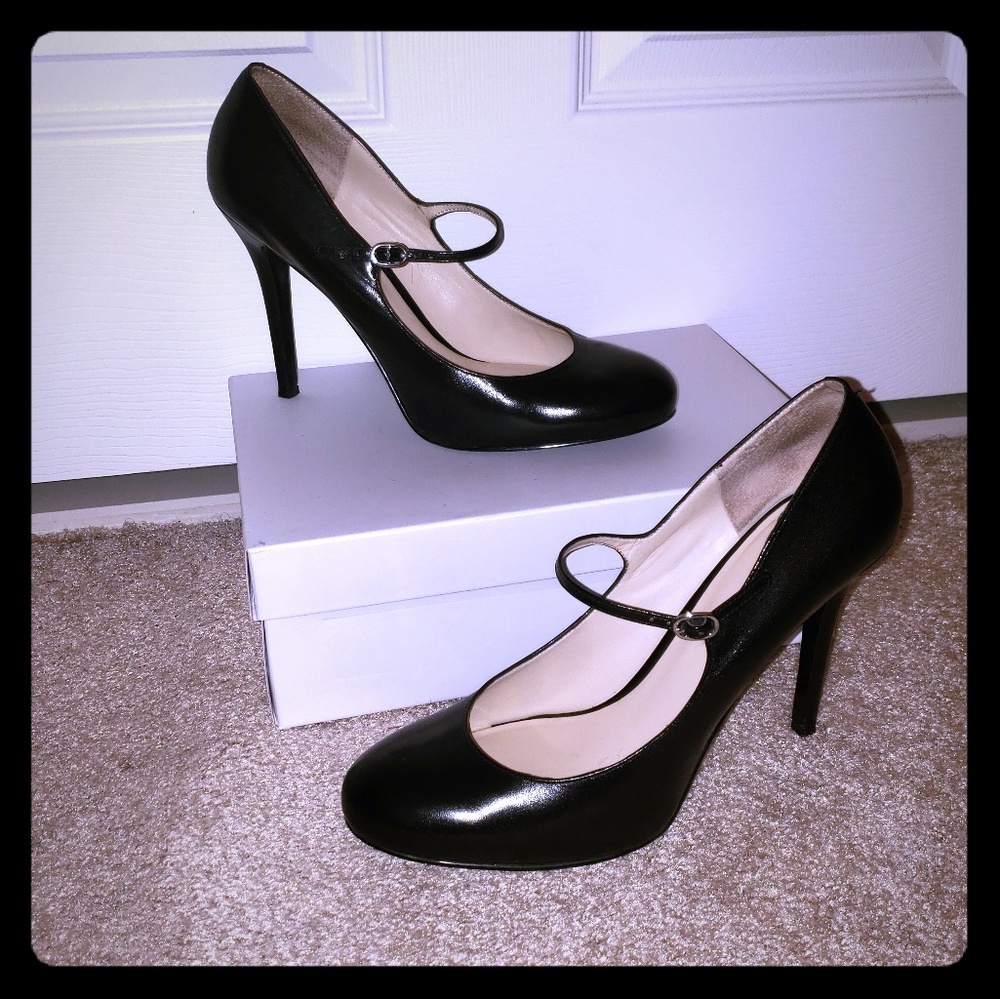 Nine West Black Leather Pumps Sz 10.5